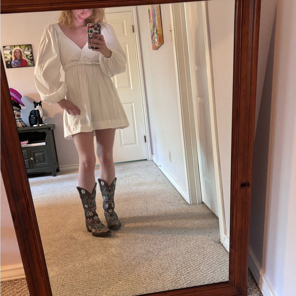 Lulu's White V-Neck Bishop Sleeve Sundress